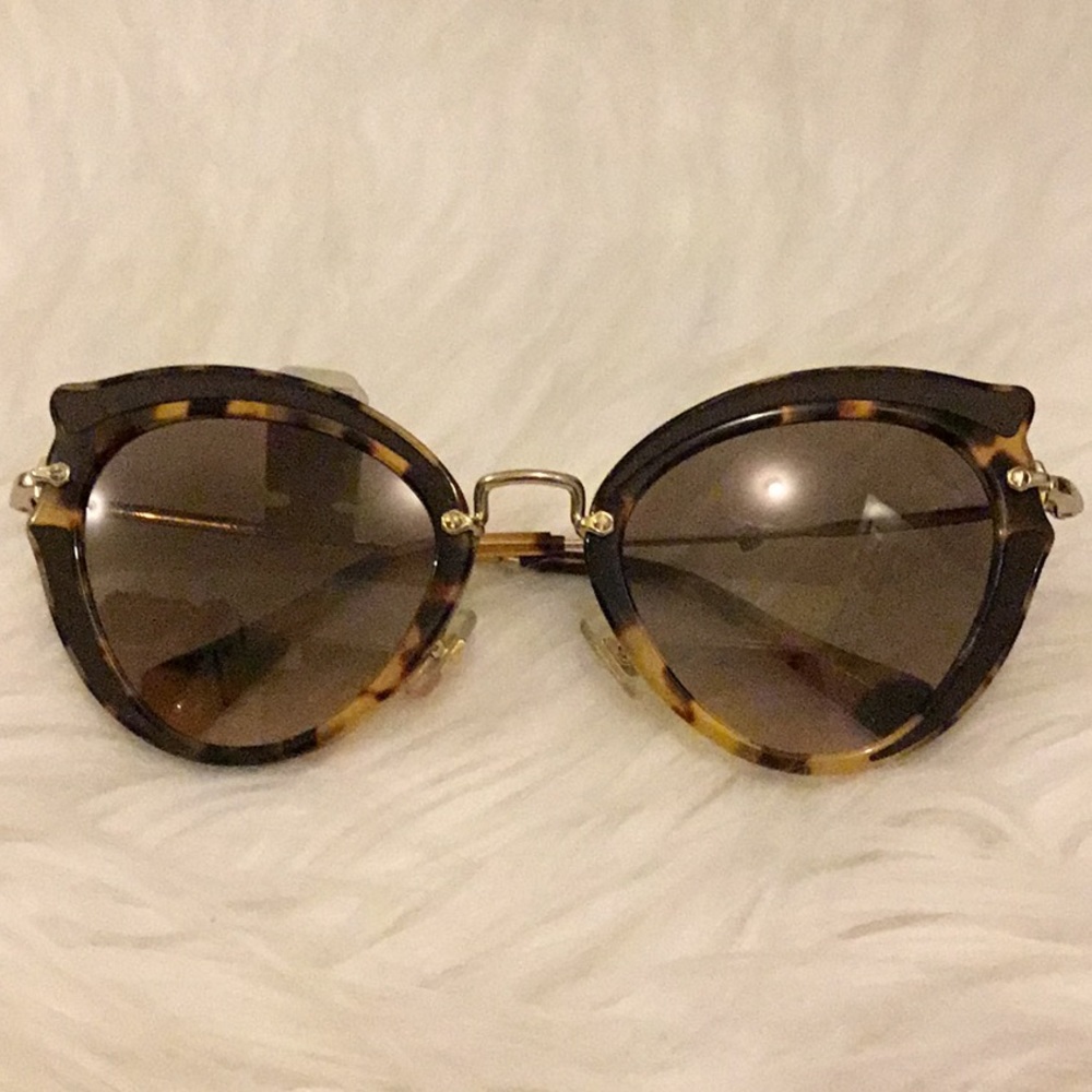 Miu Miu sunglasses 💯 authentic NWT